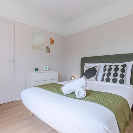 Spacious 3 Bedroom Apartment & Private Parking! Ламберсар Экстерьер фото