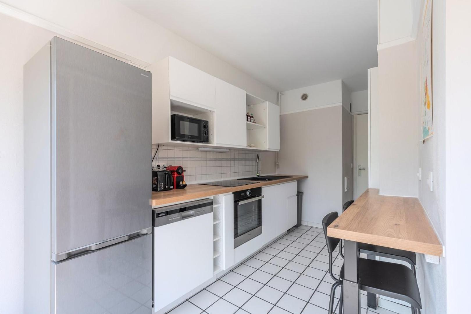 Spacious 3 Bedroom Apartment & Private Parking! Ламберсар Экстерьер фото